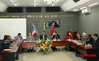  Mensagem de Natal e Ano Novo. Câmara e Vereadores esqueceram os pauloafonsinos