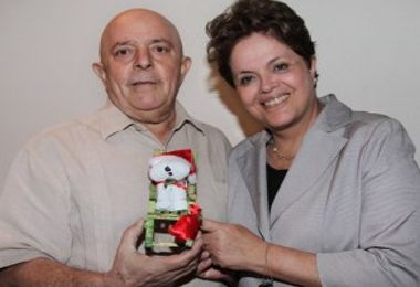  Dilma leva presente de Natal para Lula em São Paulo