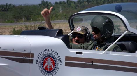  Comandante do 20º BPM realiza reconhecimento aéreo para a Operação Divisa Segura