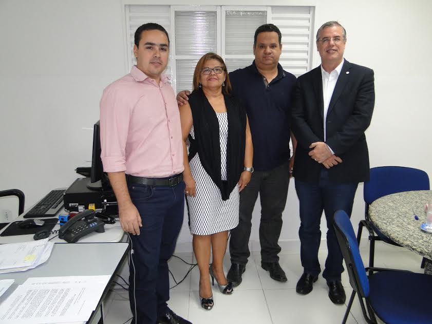  Presidente da OAB da Bahia, Luiz Viana, visita procuradoria Jurídica da PMPA