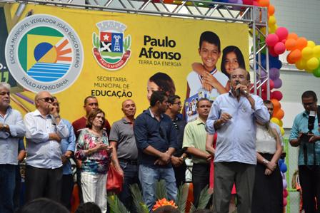  Luiz de Deus inaugura Escola Municipal Vereador João Bosco Ribeiro