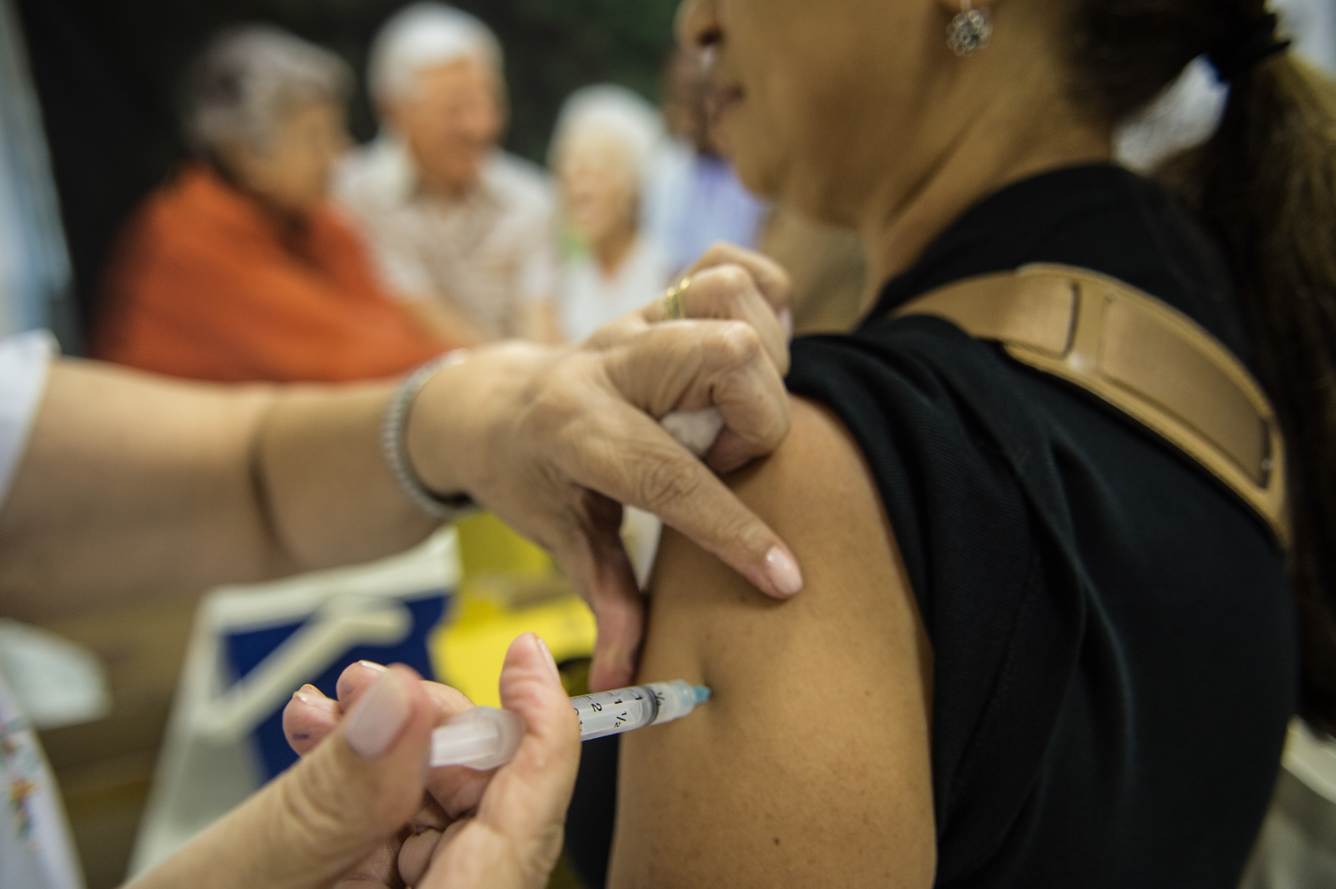  Cartão do SUS é necessário para se vacinar contra febre amarela; saiba como tirar