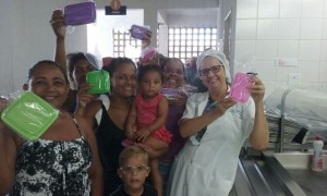  Cozinha Comunitária antecipa comemoração do Dia das Mães