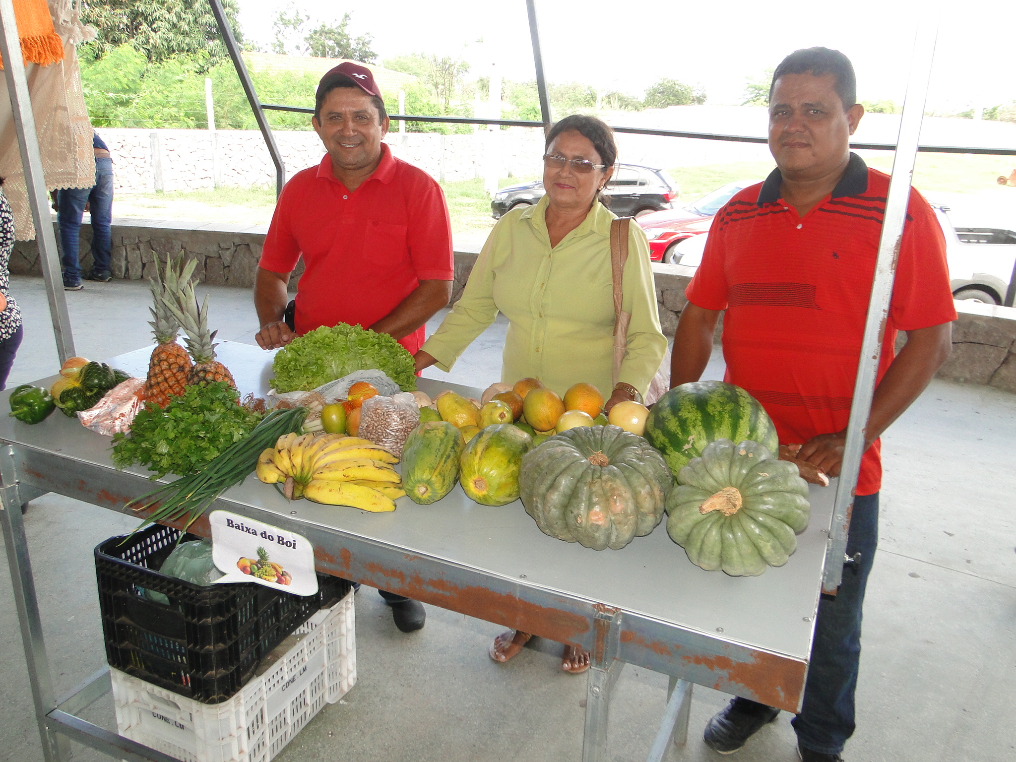  Prefeitura reúne produtores para comemorar o dia da agricultura familiar e do agricultor