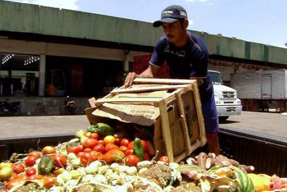  Quase 30 projetos sobre combate ao desperdício de alimentos tramitam na Câmara