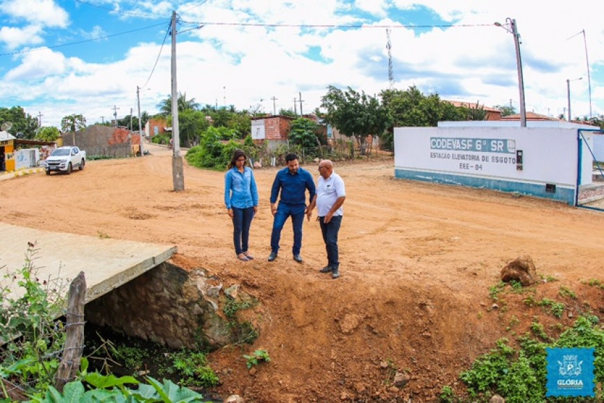  Saneamento Básico: Prefeito e Secretária de Infraestrutura e Serviços Públicos realizam visita de averiguação na sede do município