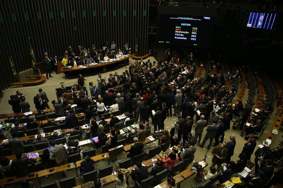  Resultado da votação de denúncia contra Temer fica abaixo de projeção de aliados