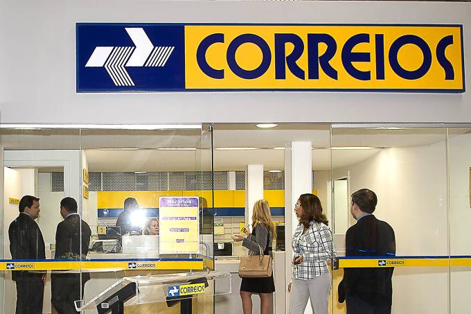  Em parceria com Azul, Correios podem economizar R$ 200 mi por ano