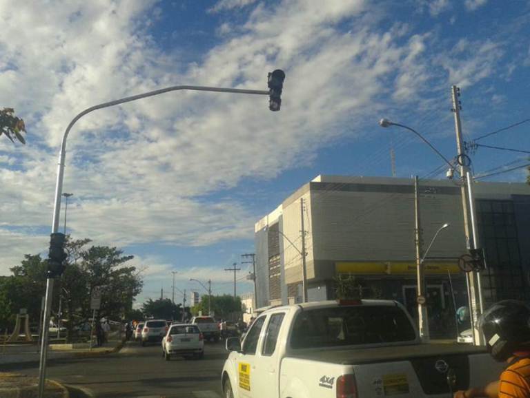  ‘Semaforização’ no Centro de Juazeiro leva comunitário a acionar MPBA