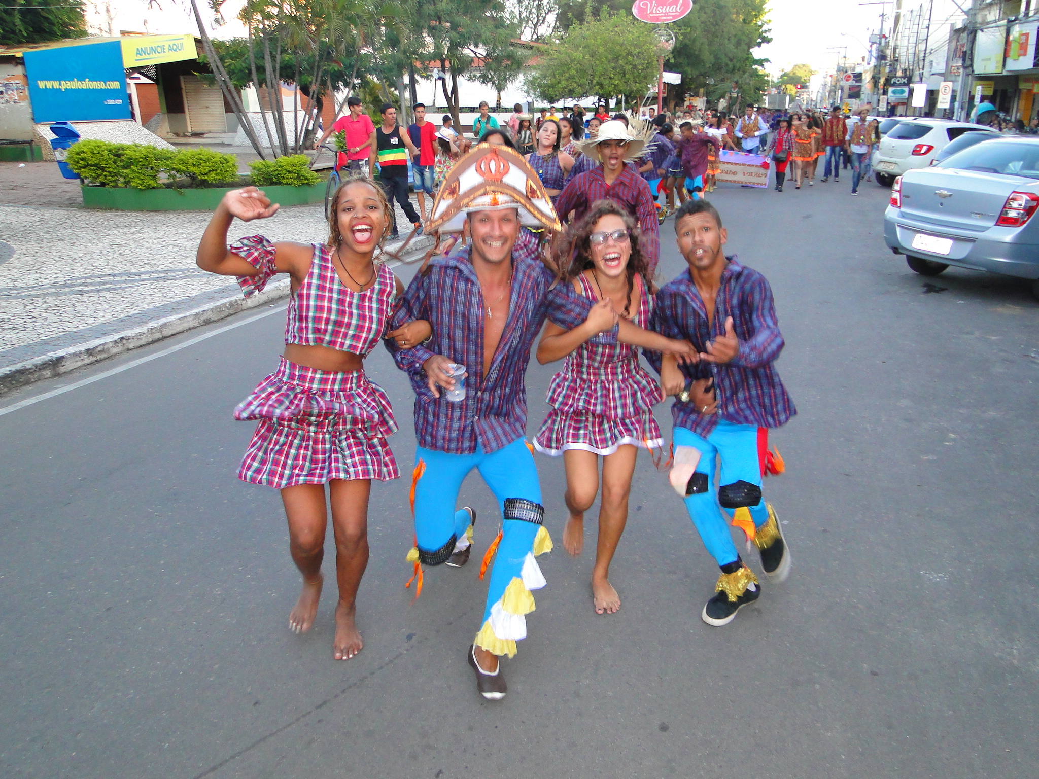  Caminhada Junina abre festejos em Paulo Afonso