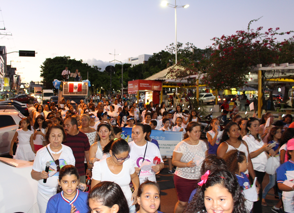  Caminhada pela Paz percorre ruas de Paulo Afonso