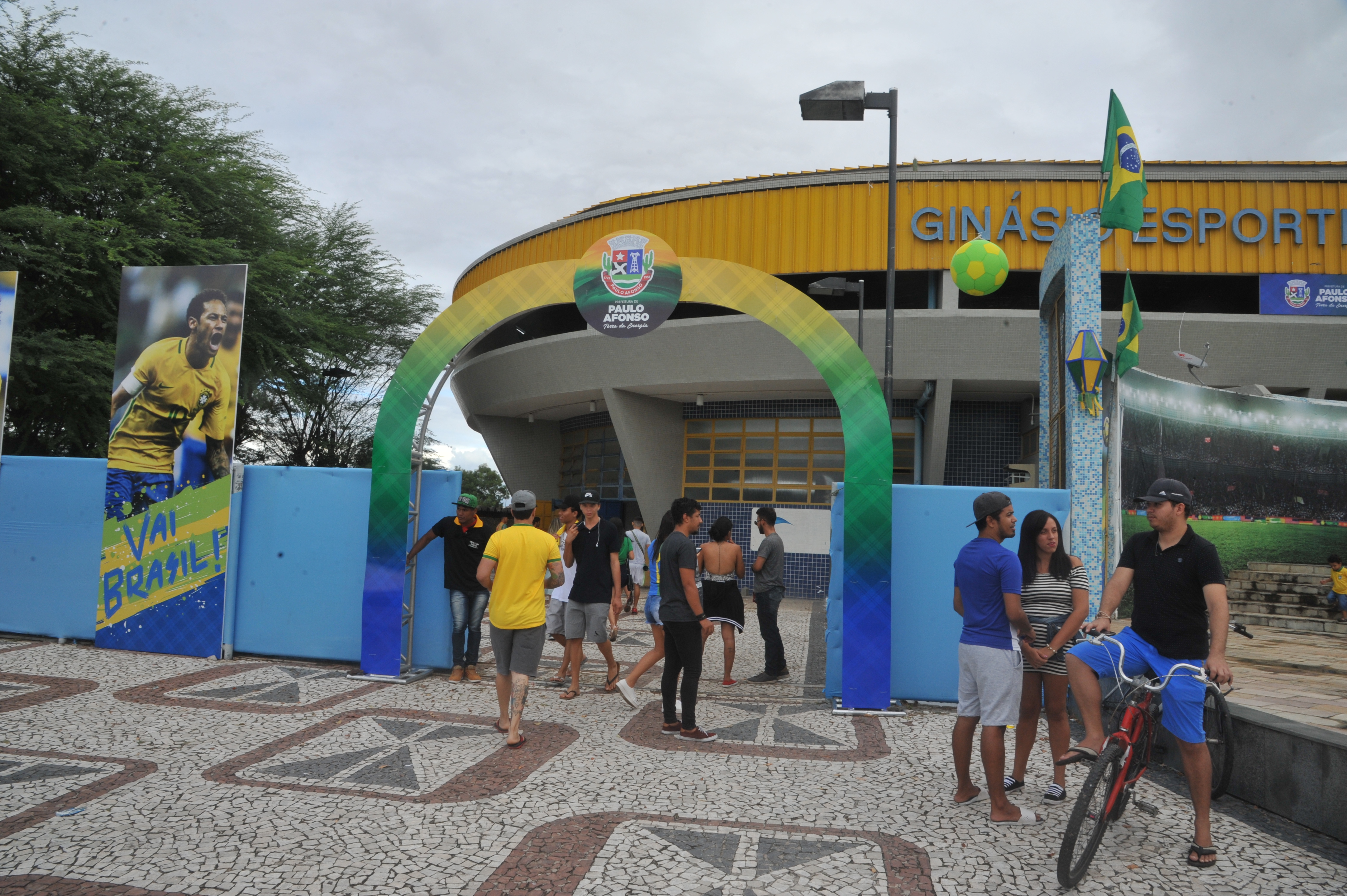  Prefeitura disponibiliza ônibus do BTN para Arena da Copa nos jogos do Brasil