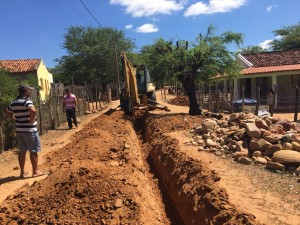  Gestão leva mais água para zona rural e beneficia mais de mil famílias