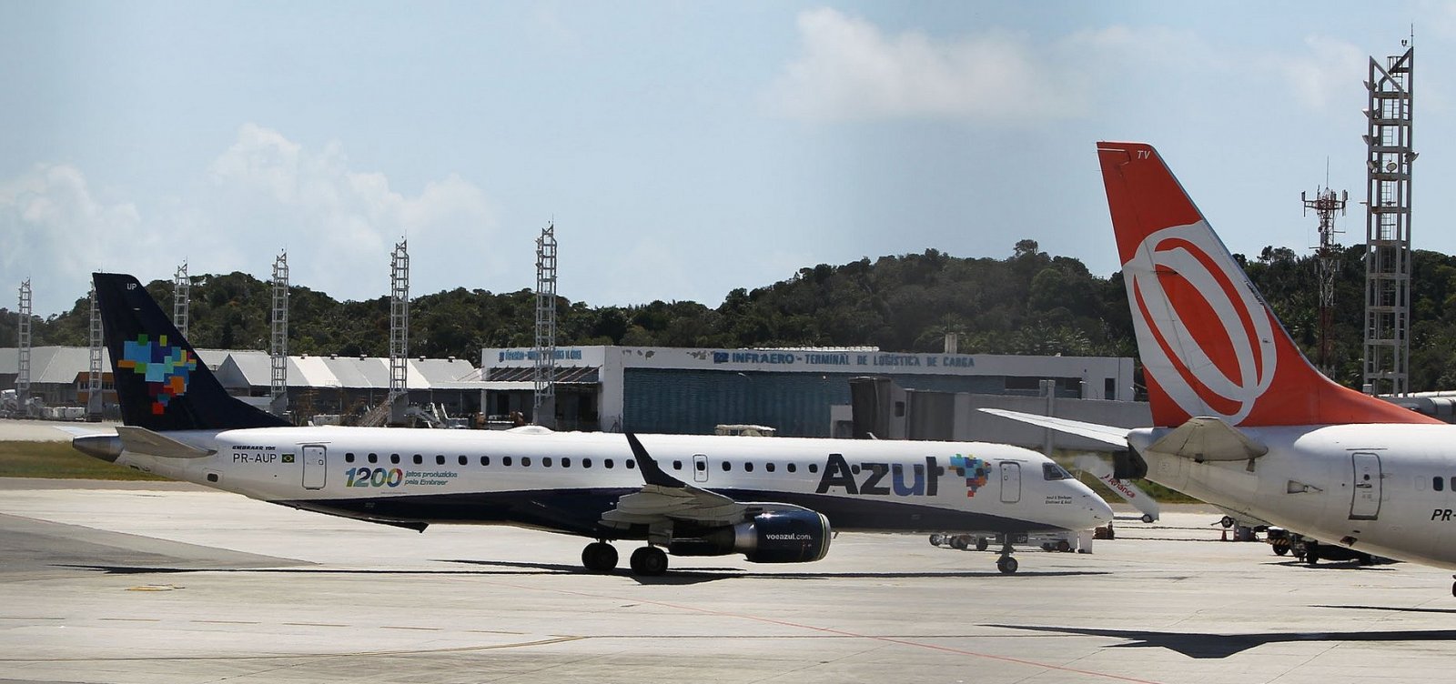  Empresas aéreas ofertam 411 voos extras para a Bahia em julho