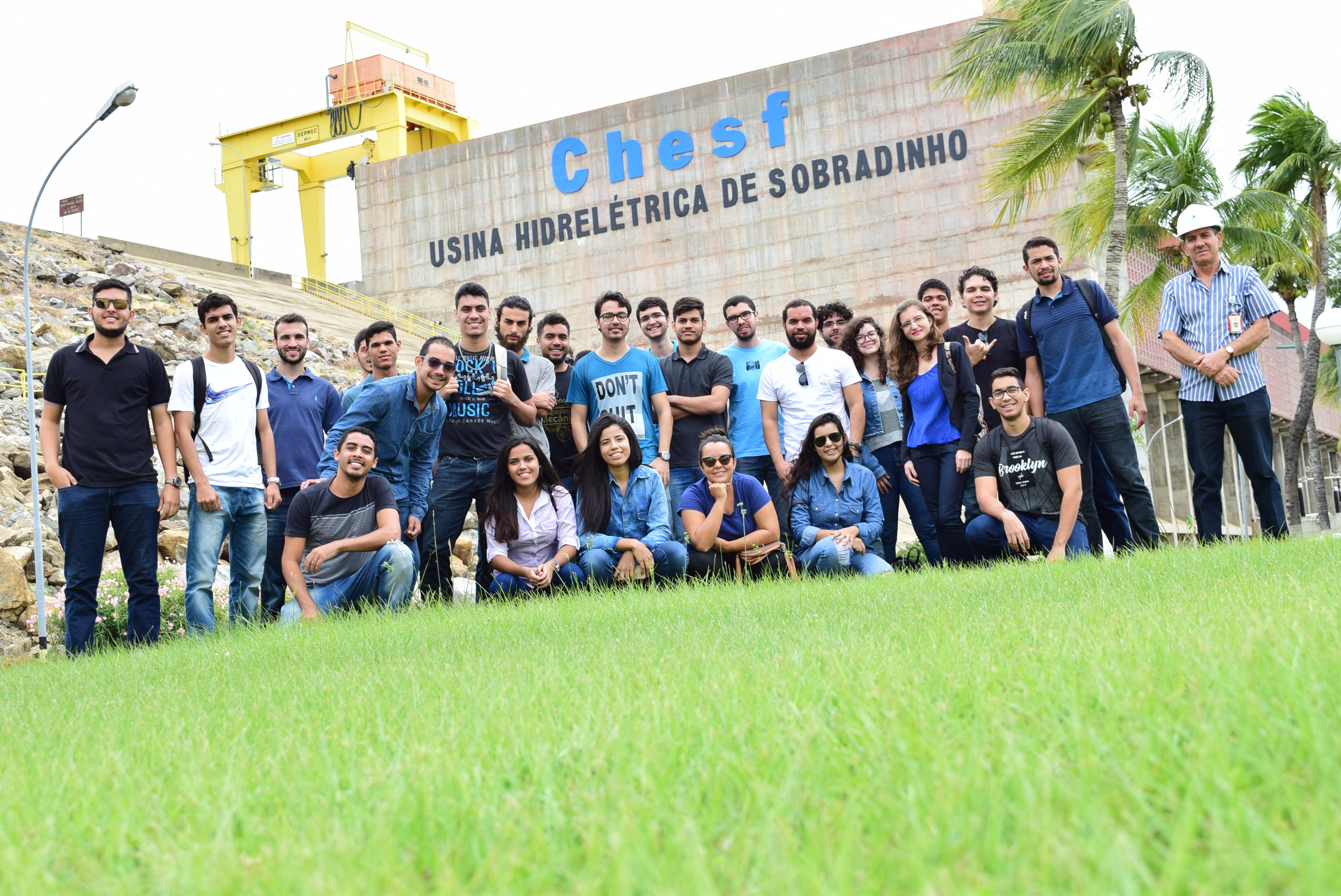  Em visita técnica, estudantes da Univasf conhecem estrutura da hidrelétrica de Sobradinho