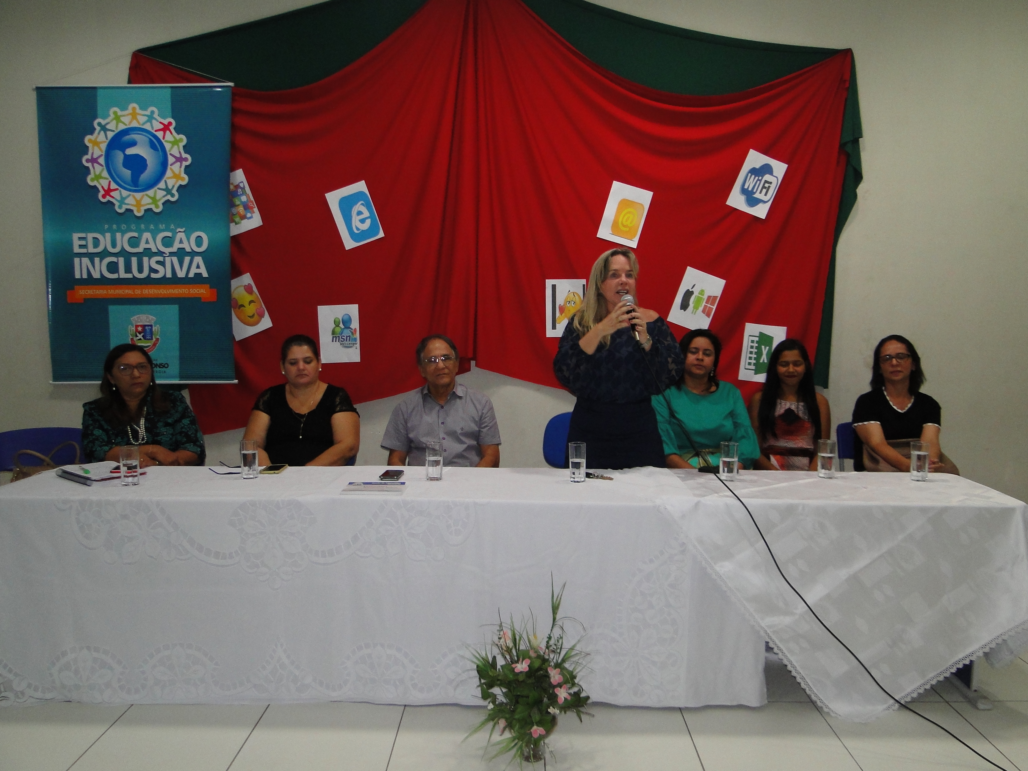  Moradores do Bairro dos Rodoviários concluem curso gratuito de informática básica itinerante