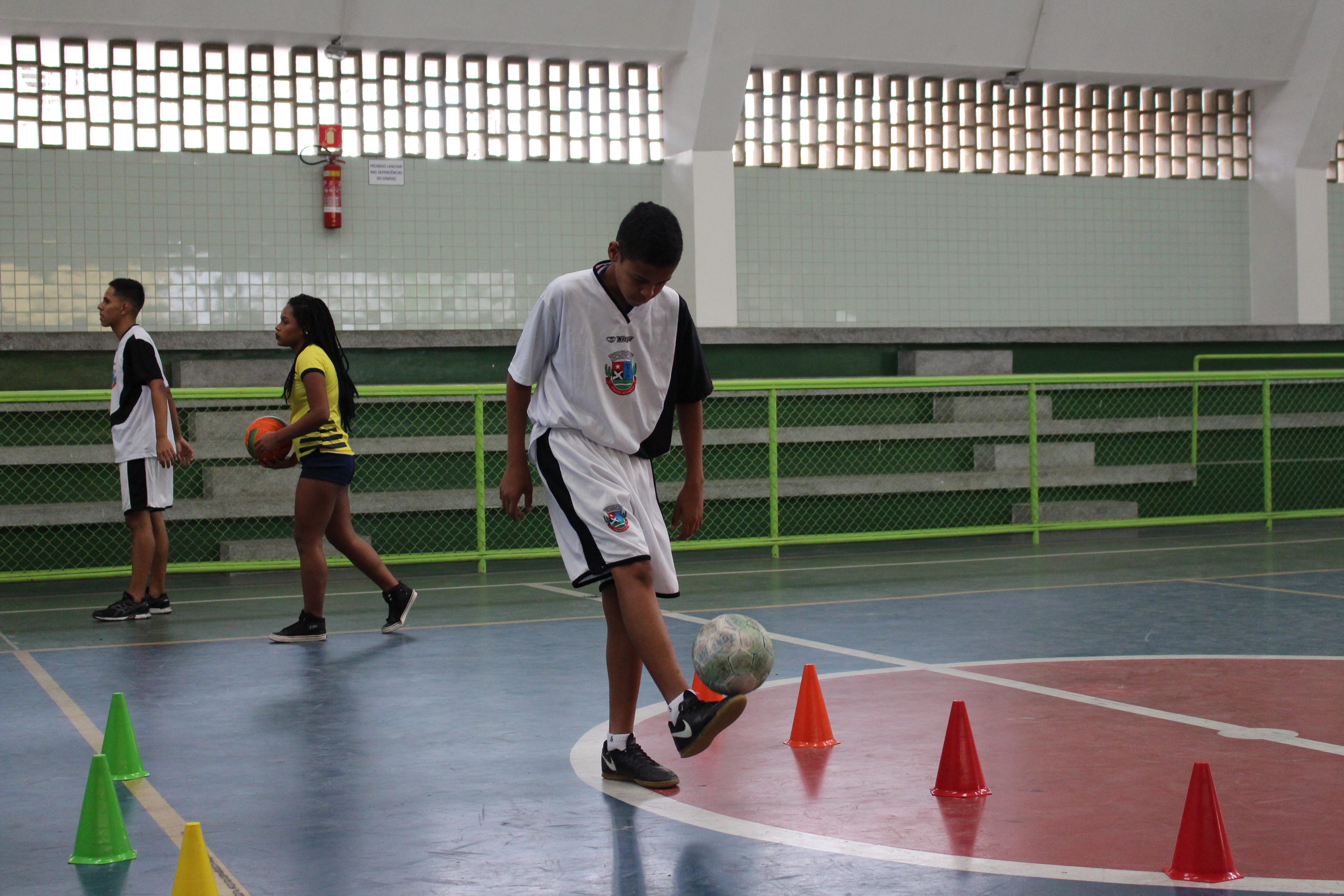  Primeiro Festival de Futsal contempla 17 escolas da rede municipal