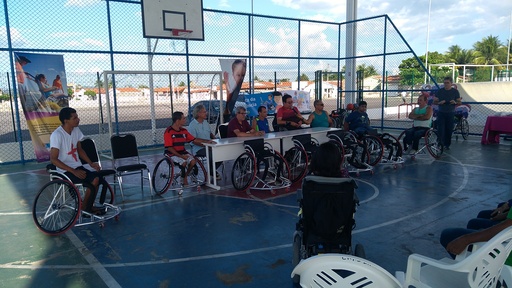  Sudesb entrega cadeiras de roda a paratletas de Paulo Afonso