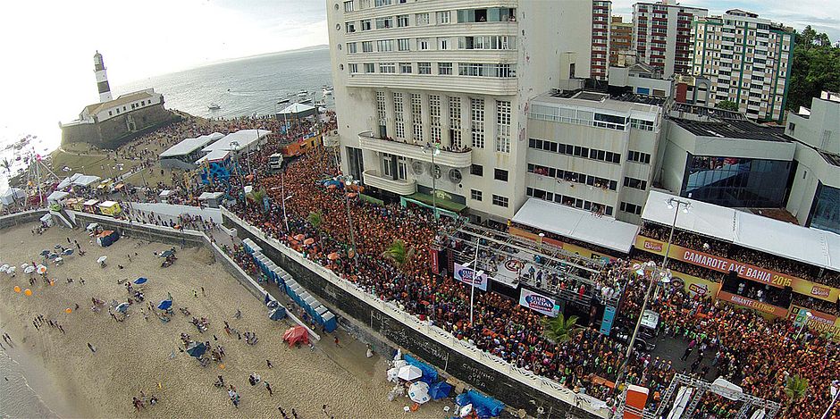  Bell Marques, Anitta, Baby do Brasil, Daniela Mercury, Psirico e Luiz Caldas são algumas das atrações do Carnaval da Bahia