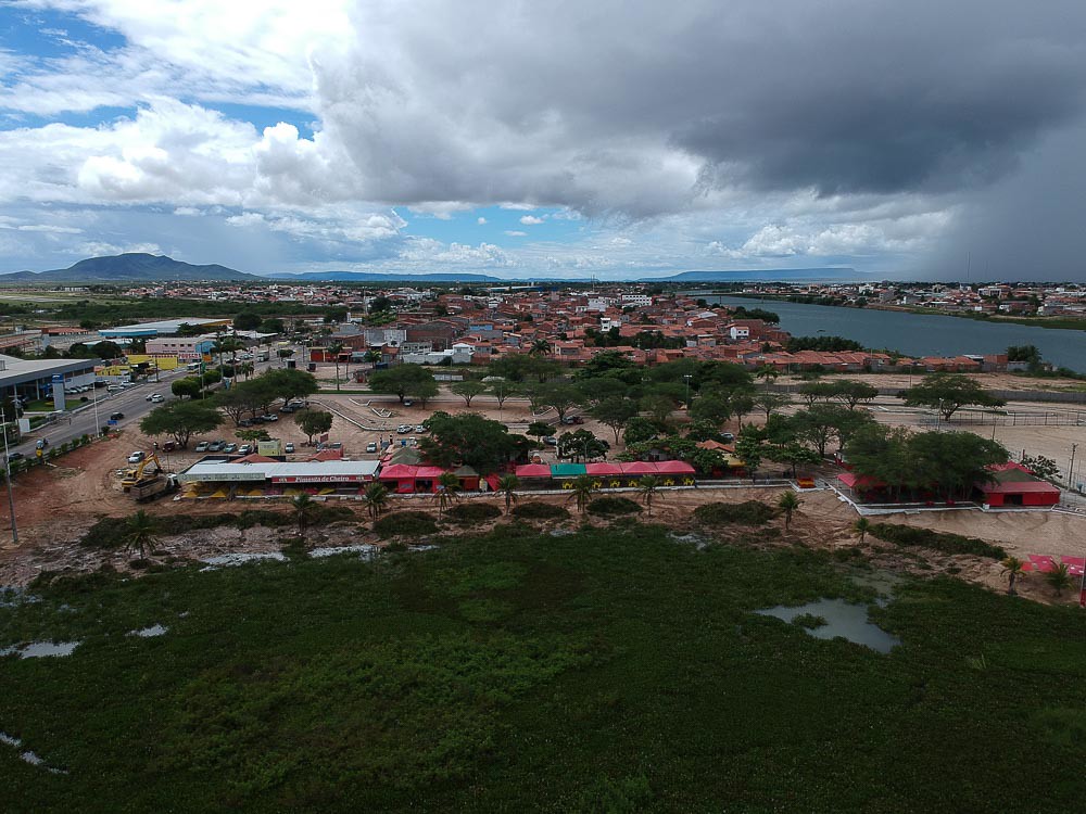  A redução da vazão da Chesf é a causa direta da proliferação das baronesas nas águas do rio São Francisco