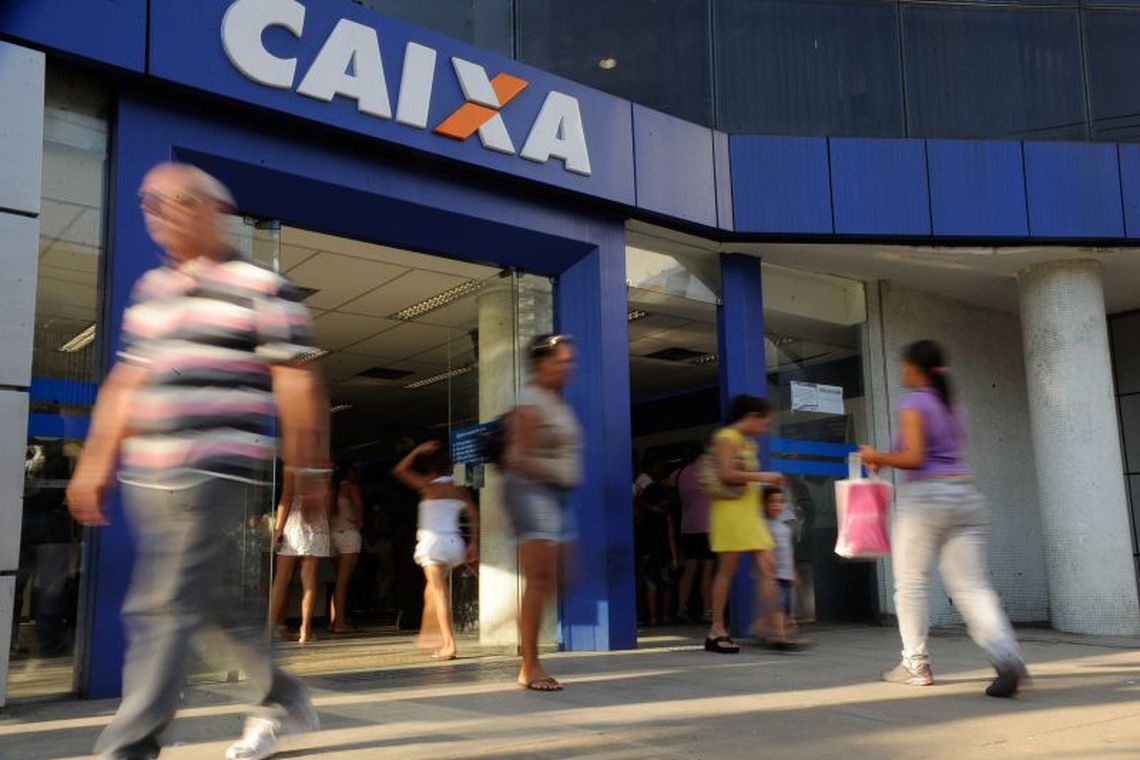  Caixa anuncia abertura de novo PDV e prevê 3,5 mil desligamentos