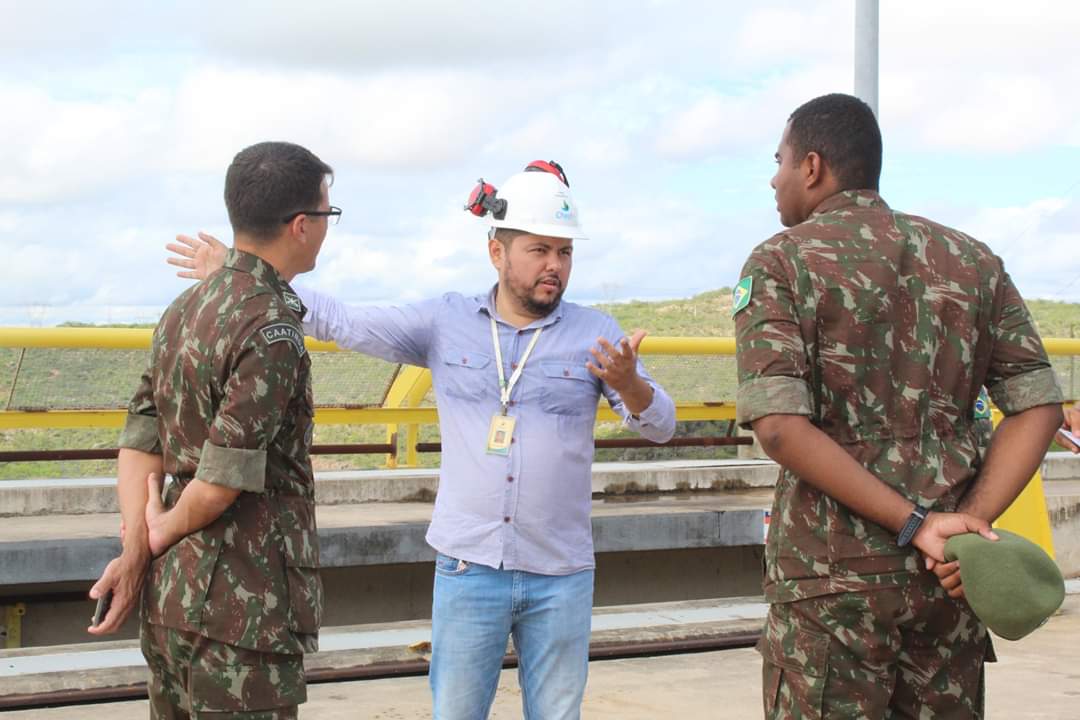  Tenente Coronel Cardoso e militares, visitam a Usina Hidrelétrica de Xingó