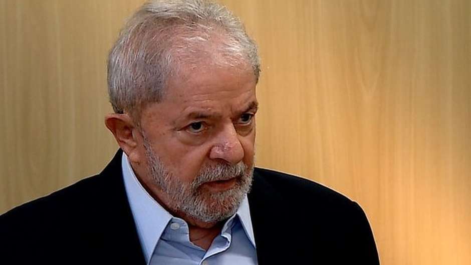  Lula insiste em linha de defesa e critica Bolsonaro: ‘Ele não sabe lé com cré’