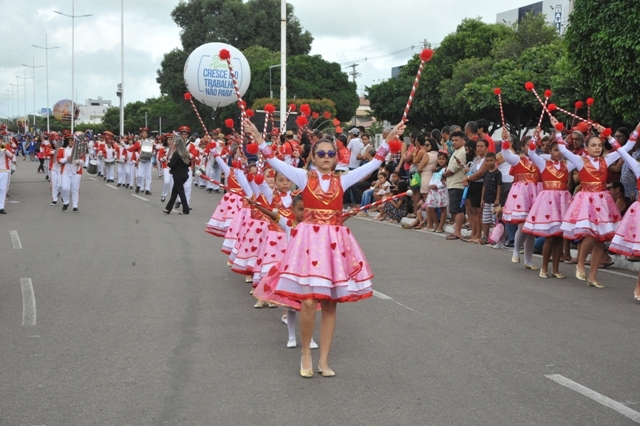  Desfile Cívico celebra os 61 anos de Emancipação Política de Paulo Afonso