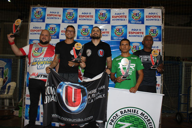  Atletas de Paulo Afonso se destacam no Open de Jiu Jitsu