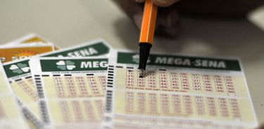  Mega-Sena acumula e vai pagar R$ 35 milhões no sábado