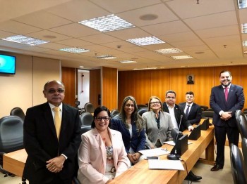  OAB de Paulo Afonso, o vice prefeito e deputados participam de audiência pública em Salvador