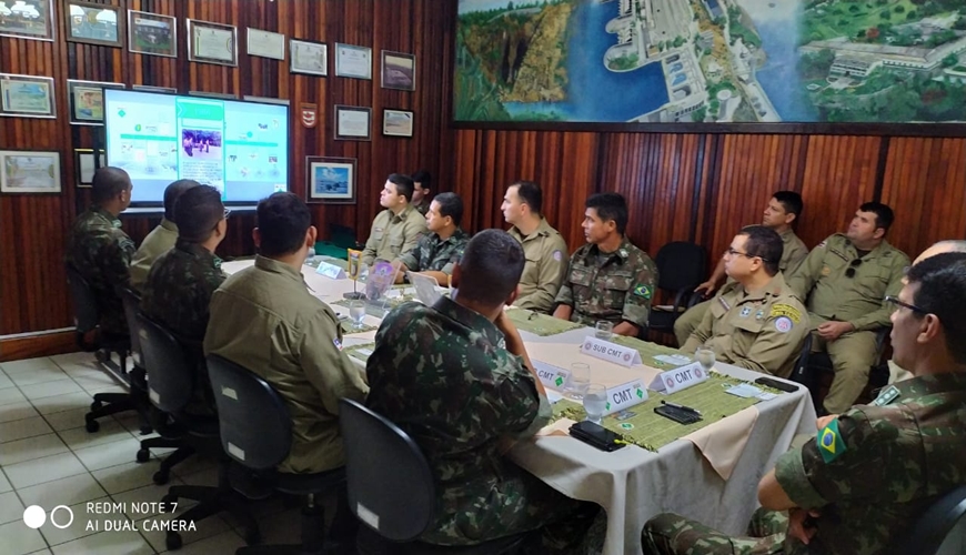  Comando do 20º BPM visita estruturas da 1ª Companhia de Infantaria do Exército Brasileiro