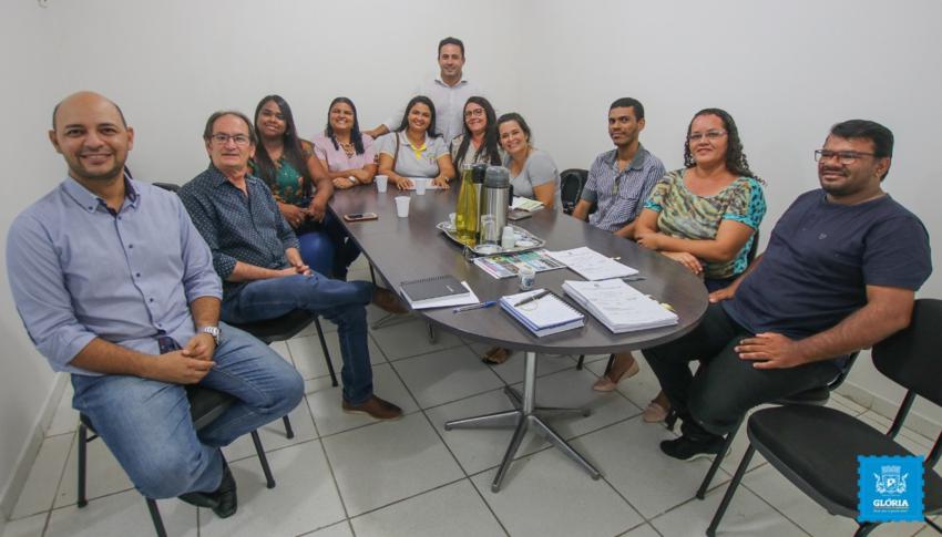  Prefeito David recebe Conselho Tutelar, representantes do CMDCA e Secretários para definição de plano de ações