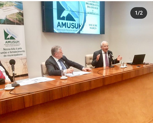  Luiz de Deus participou de reunião da AMUSUH em Brasília