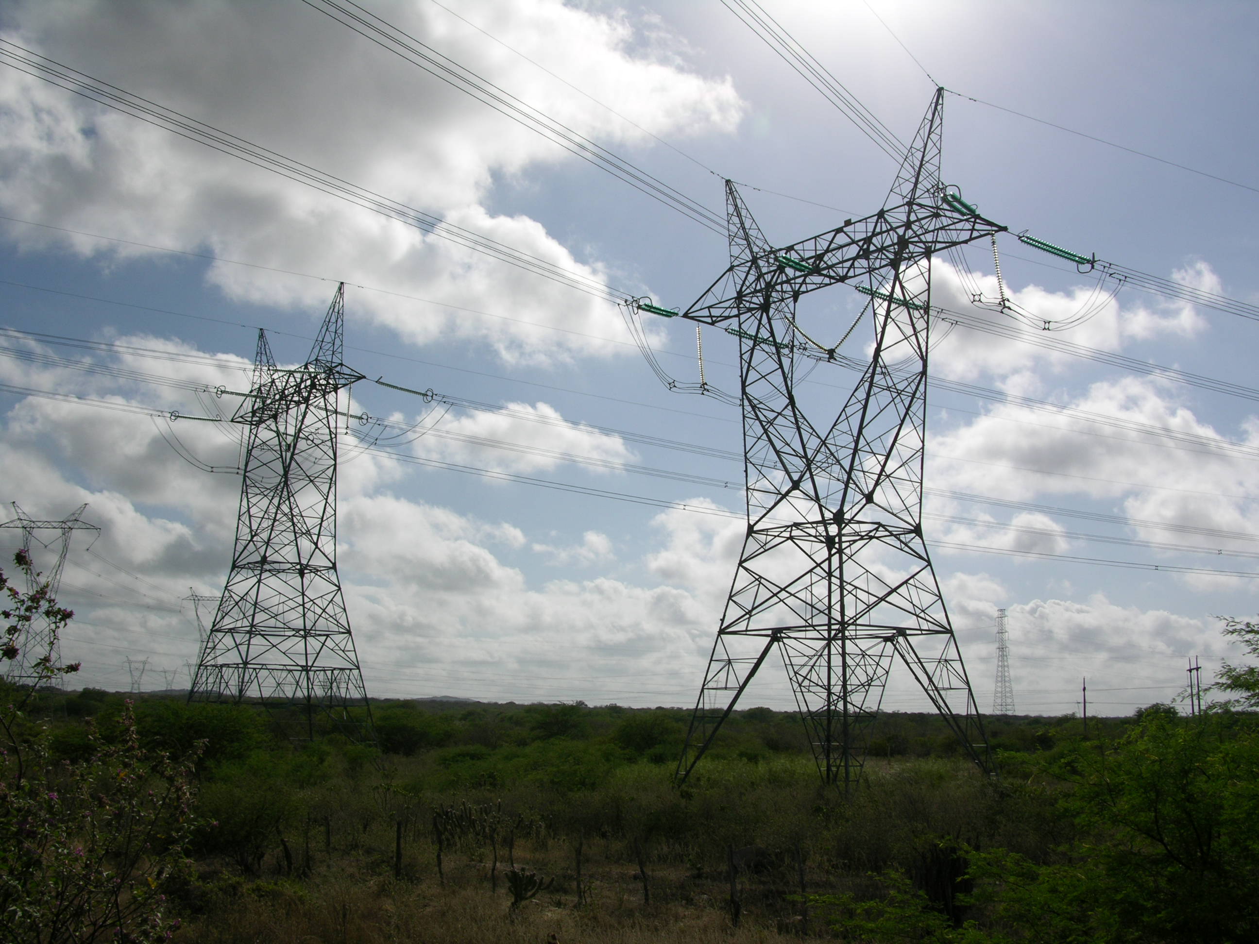  Bandeira tarifária da energia continua verde em maio