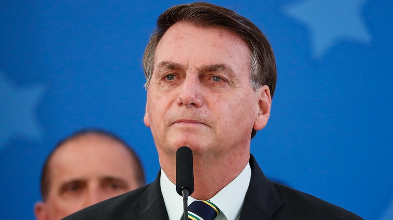  Bolsonaro anuncia que não vai atuar nas eleições municipais