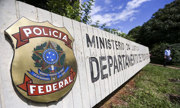  Polícia Federal faz operação para repressão de pedofilia na internet