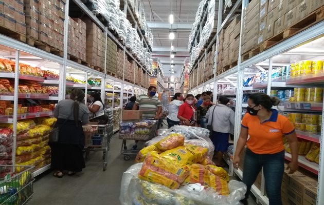  Neste domingo, 15, a Feirinha e a feira do Ceasa, funcionarão normalmente