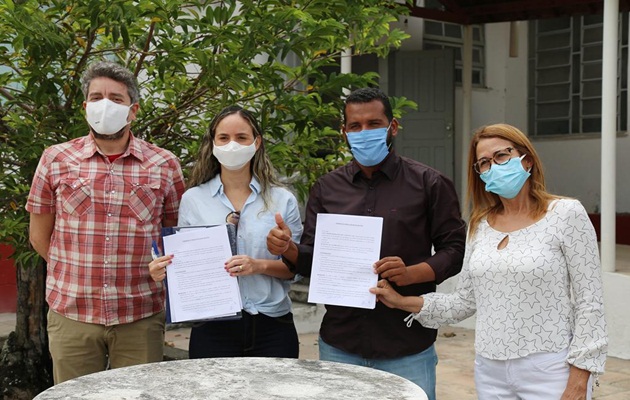  AGES entrega equipamentos hospitalares para prefeitura de Jacobina