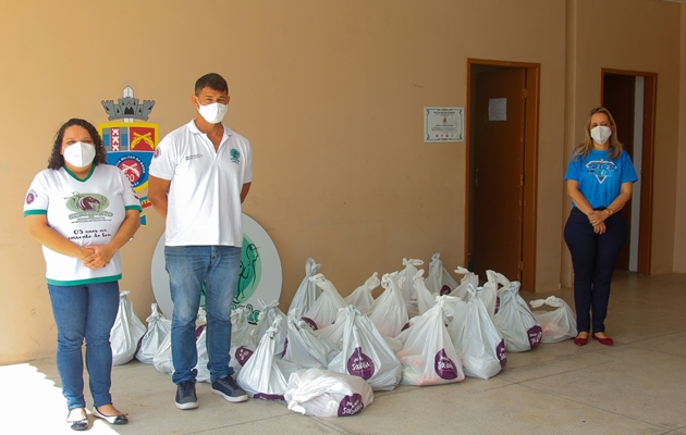  Sedes entrega kits da Campanha Paulo Afonso Solidária ao Projeto Superação, do 20º BPM