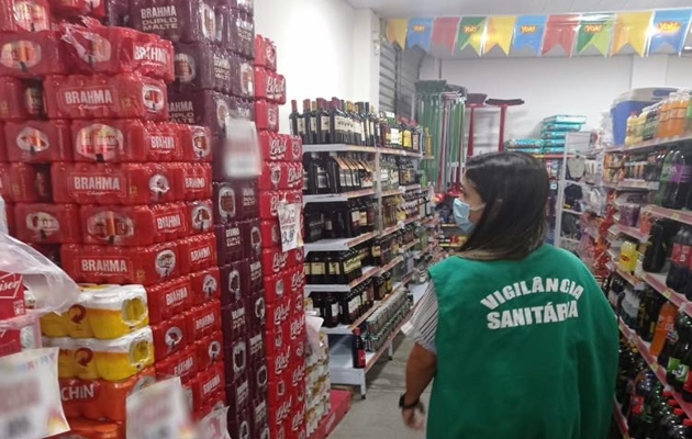  90 estabelecimentos são fiscalizados no período junino pela Vigilância Sanitária