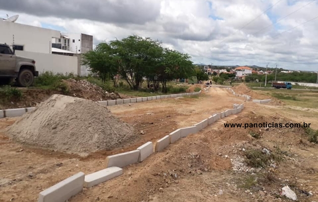  Vice-prefeito Marcondes Francisco destaca obras realizadas no município com recursos próprios