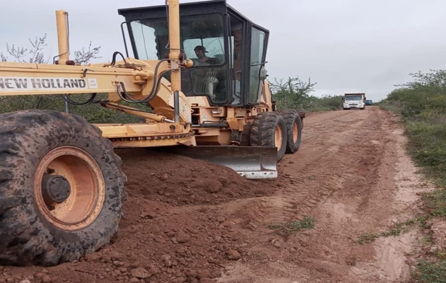  A SEINFRA não para! Ações nas ruas da Sede e estrada vicinal na área Rural