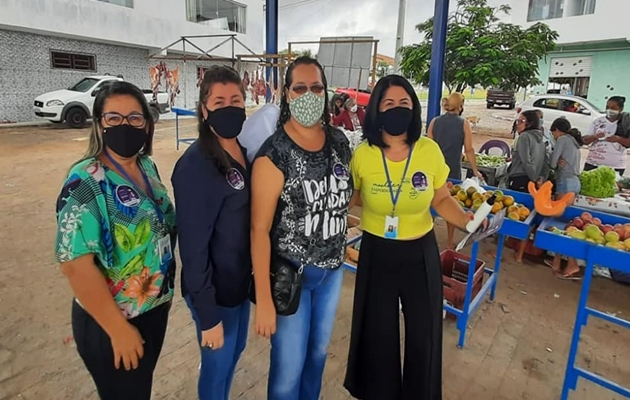  Campanha que celebra o Agosto Lilás, percorreu o comércio e feira livre na cidade de Glória-BA