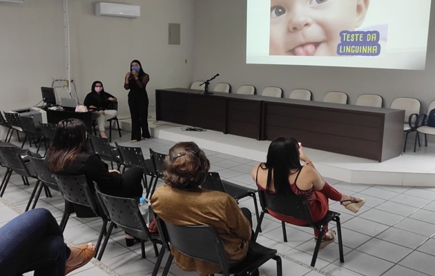  Cirurgiões dentistas participam de palestra sobre Aleitamento Materno e Alimentação Complementar