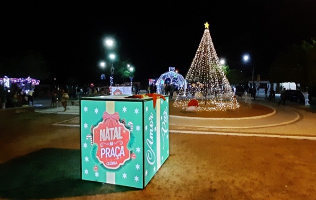  Participe do Natal Luz na Praça, em Glória-BA