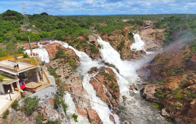  Cachoeira de Paulo Afonso volta a ficar visível e aquece turismo na região do São Francisco