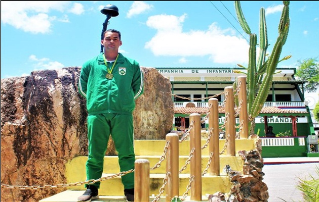  Soldado Ferreira Lima, conquista 1° lugar na modalidade lançamento de dardo no Festival Baiano de Atletismo