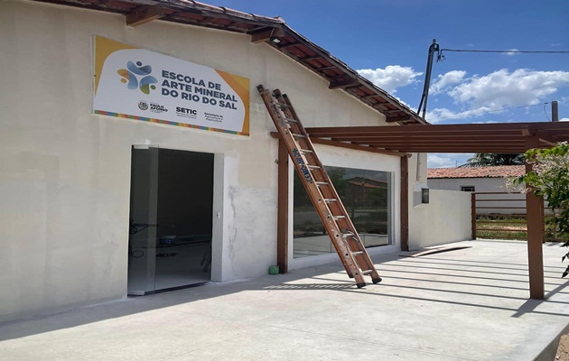  Escola de Arte Mineral do Rio do Sal vai reunir artesanato do povoado Malhada Grande