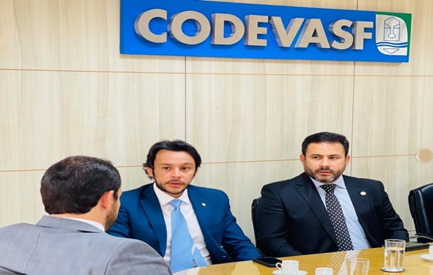  Prefeito David Cavalcanti e o deputado Mário Júnior, participam de reunião na Codevasf